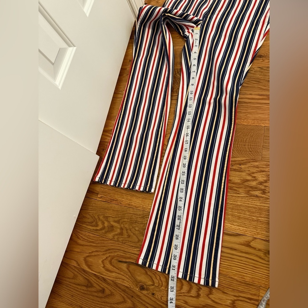 Wrangler x Lainey Wilson Striped Flare Jeans 28x32 - Picture 15 of 16